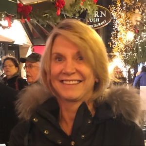 Meet your Posher, Pam